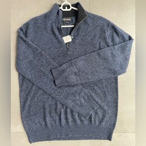 Neiman Marcus 100% cashmere sweater